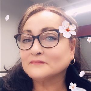 Meet your Posher, Danette